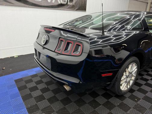 2014 Ford Mustang V6 Premium