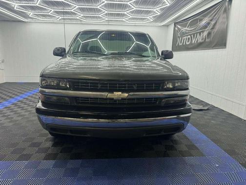 2002 Chevrolet Silverado 1500 Base