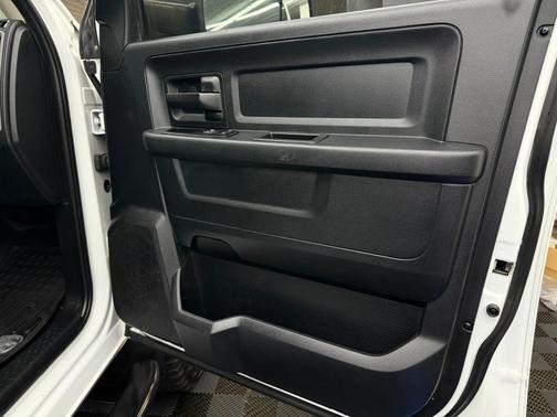 2015 RAM 2500 Tradesman Pickup 4D 8 ft