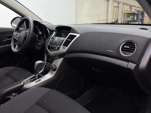 2015 Chevrolet Cruze 1LT
