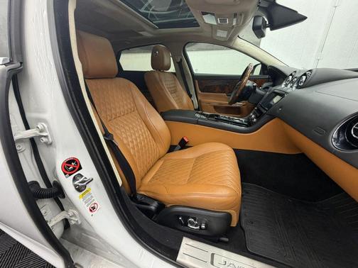 2016 Jaguar XJ XJL Portfolio