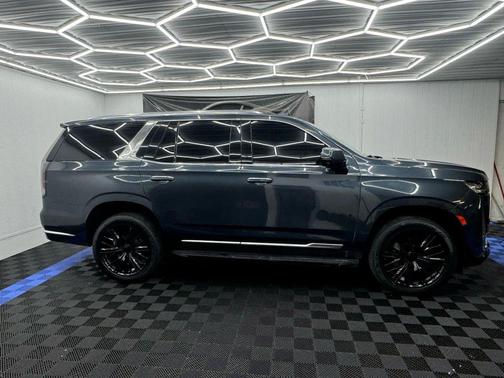 2021 Cadillac Escalade Premium Luxury