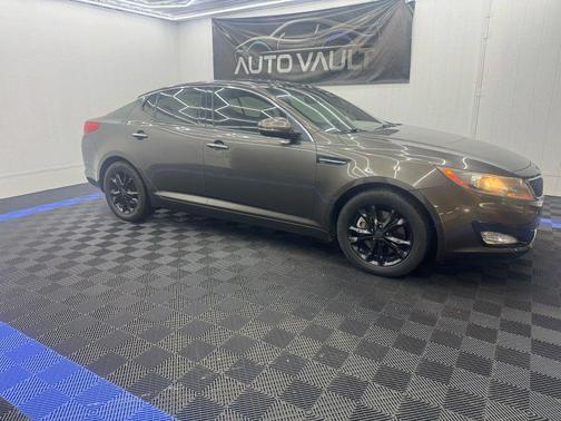 2011 Kia Optima EX Turbo