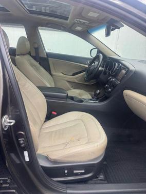 2011 Kia Optima EX Turbo