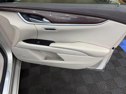 2014 Cadillac XTS Luxury