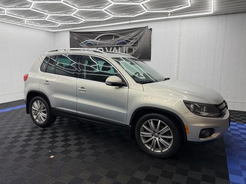 2013 Volkswagen Tiguan 2.0T SE 4MOTION