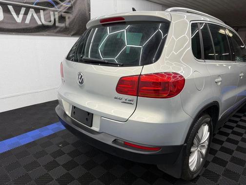 2013 Volkswagen Tiguan 2.0T SE 4MOTION