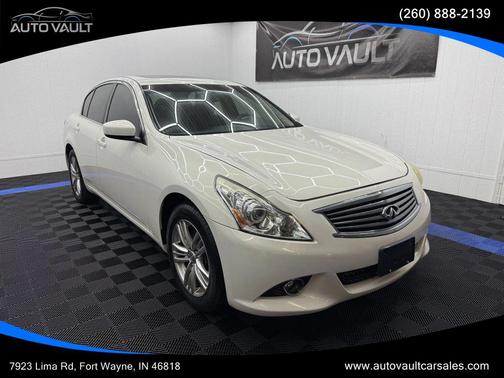 2013 INFINITI G37 G37x Sedan 4D