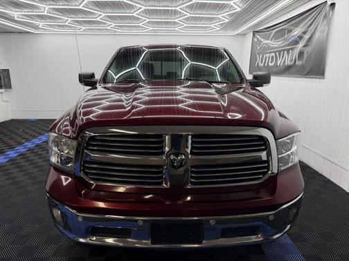 Delmonico Red Pearlcoat 2017 RAM 1500 Big Horn