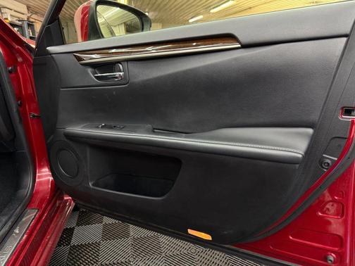 2015 Lexus ES 350 Base