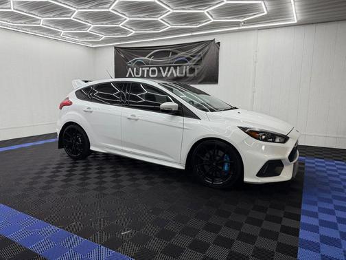 2017 Ford Focus RS Base