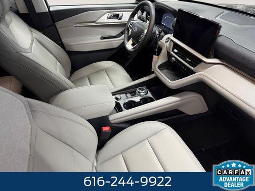 Carbonized Gray Metallic 2026 Ford Explorer Active