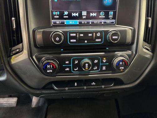Deep Ocean Blue Metallic 2017 Chevrolet Silverado 1500 LT