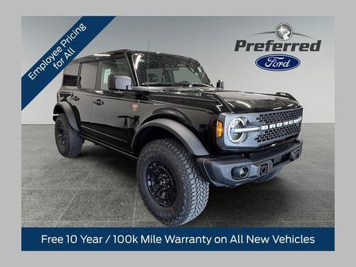 Shadow Black 2026 Ford Bronco Badlands