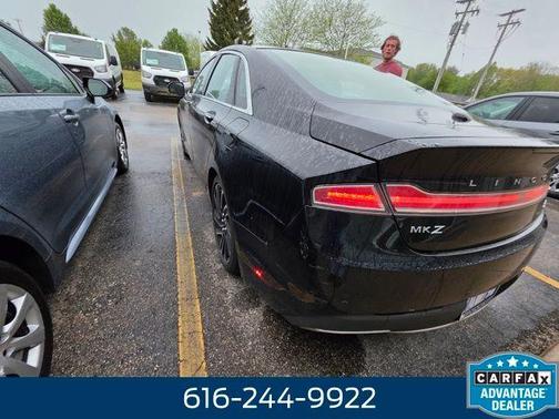 Black Metallic 2020 Lincoln MKZ Standard