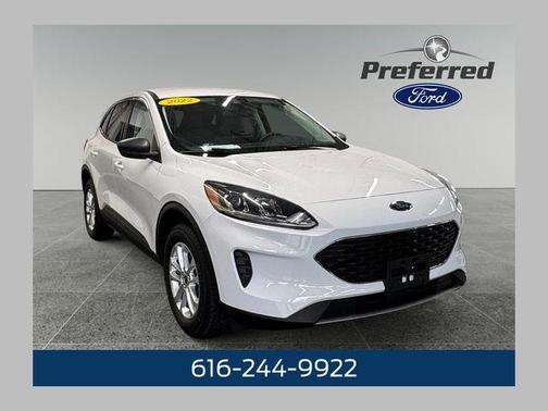 Oxford White 2022 Ford Escape SE