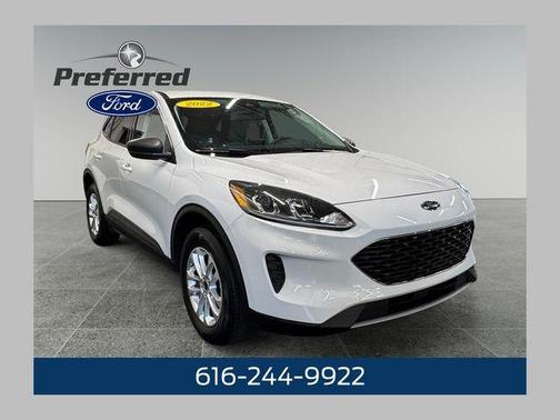 Blue Silver Metallic 2022 Ford Escape SE