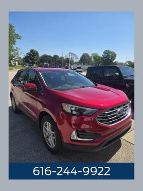 Red Metallic 2022 Ford Edge SEL