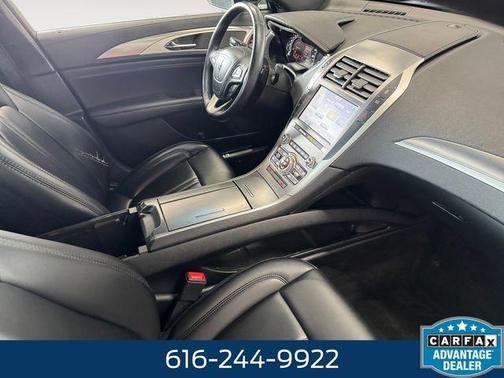 Black Metallic 2020 Lincoln MKZ Standard