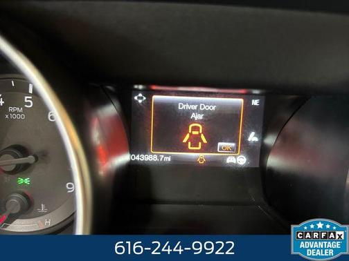 Magnetic 2016 Ford Shelby GT350 Base