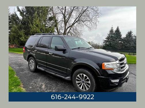 Black 2015 Ford Expedition XLT
