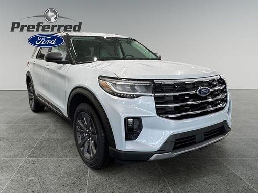 Space White Metallic 2026 Ford Explorer Active