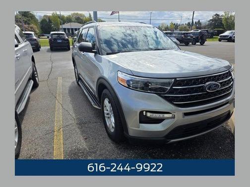 Silver Metallic 2023 Ford Explorer XLT