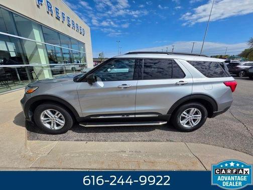 Silver Metallic 2023 Ford Explorer XLT