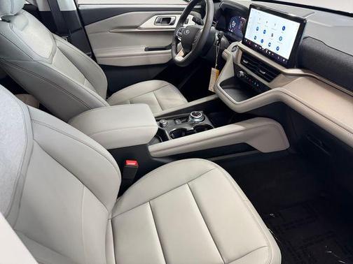Vapor Blue Metallic 2026 Ford Explorer Active