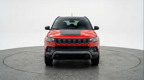 Red Hot Pearlcoat 2025 Jeep Compass Trailhawk