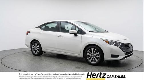 Aspen White Tricoat 2025 Nissan Versa 1.6 SV