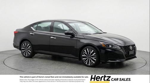 Super Black 2025 Nissan Altima SV FWD