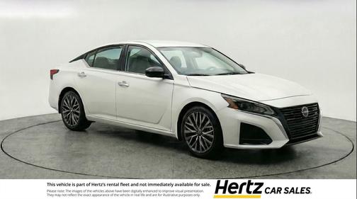 Glacier White 2025 Nissan Altima SV FWD