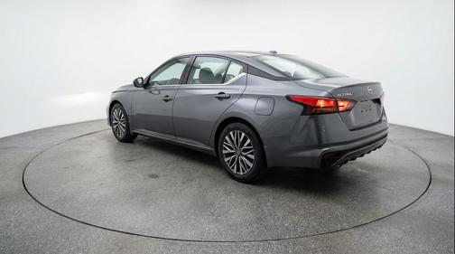 Gun Metallic 2025 Nissan Altima SV FWD