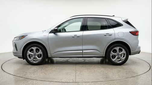 Iconic Silver Metallic 2024 Ford Escape ST-Line