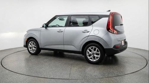 Steel Gray 2025 Kia Soul LX