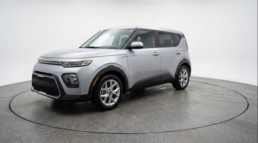 Steel Gray 2025 Kia Soul LX