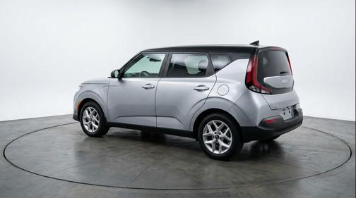 Steel Gray 2025 Kia Soul LX