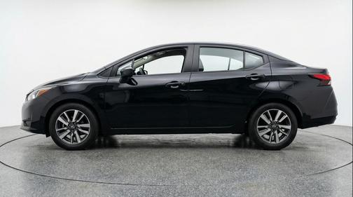 Super Black 2025 Nissan Versa 1.6 SV