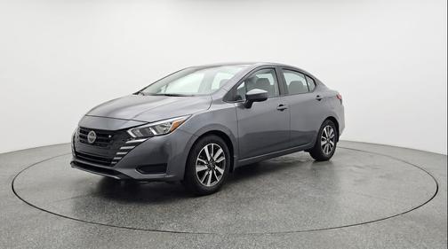Gun Metallic 2025 Nissan Versa 1.6 SV