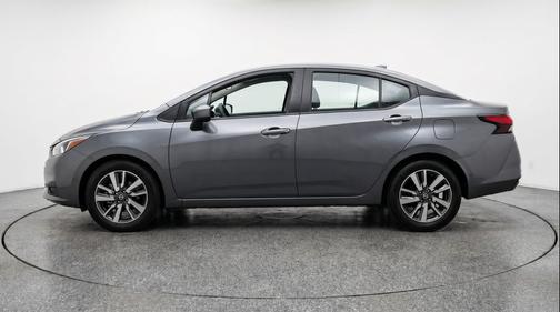 Gun Metallic 2025 Nissan Versa 1.6 SV