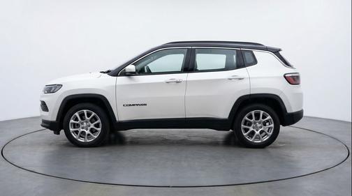Bright White Clearcoat 2025 Jeep Compass Limited