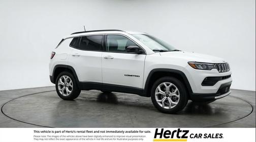 Bright White Clearcoat 2025 Jeep Compass Latitude
