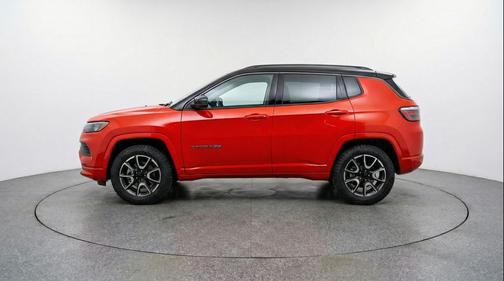 Red Hot Pearlcoat 2025 Jeep Compass Trailhawk