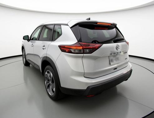 Brilliant Silver Metallic 2025 Nissan Rogue SV