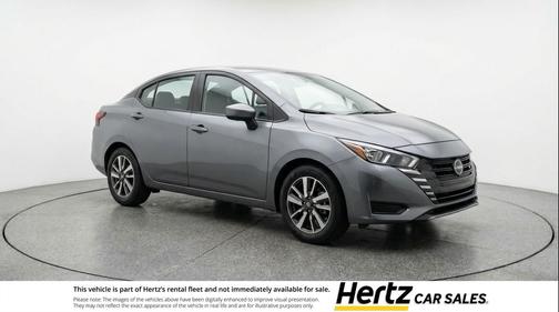 Gun Metallic 2025 Nissan Versa 1.6 SV