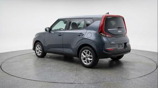 Gravity Gray 2025 Kia Soul LX