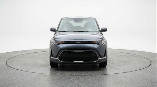 Gravity Gray 2025 Kia Soul LX