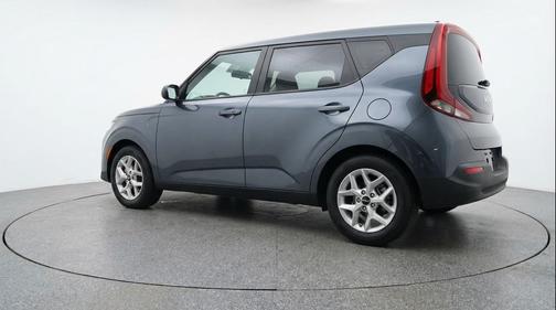 Gravity Gray 2025 Kia Soul LX