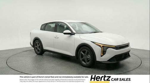 Snow White Pearl 2025 Kia K4 LXS